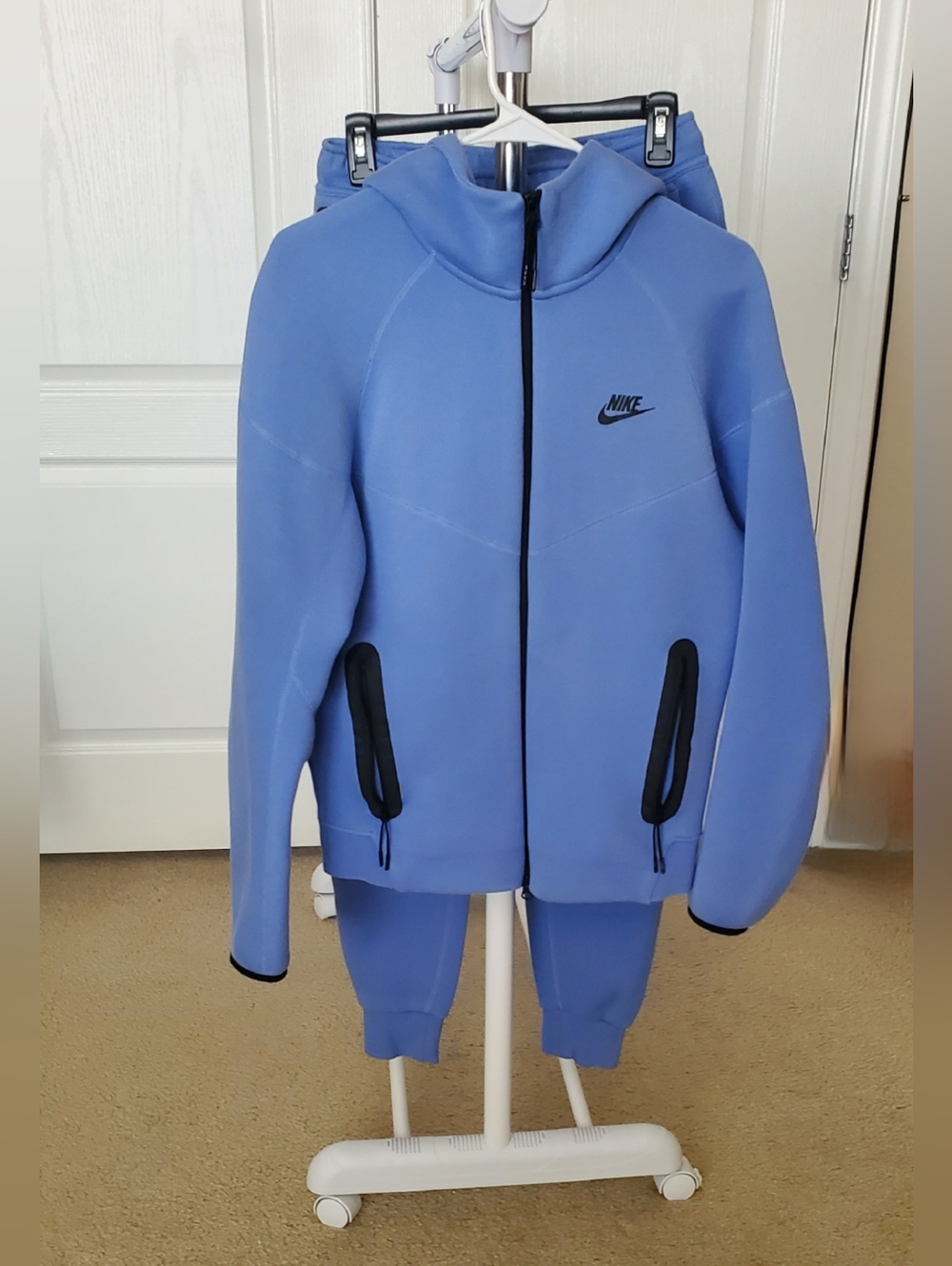 Nike Mens Nike Tech Light Blue Full-Zip Puffer Hoodie Jacket
